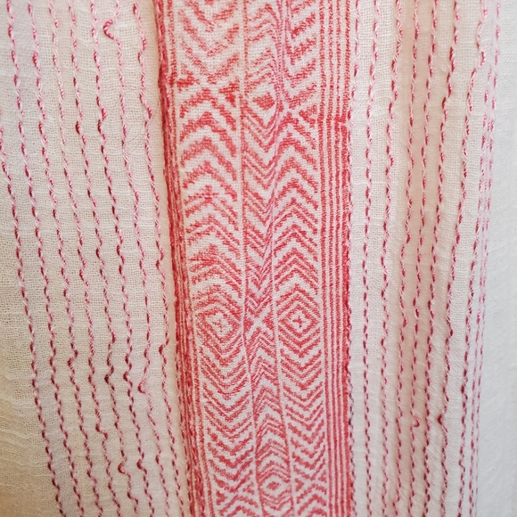 Katie Sturino Red & White Top - Picture 6 of 8